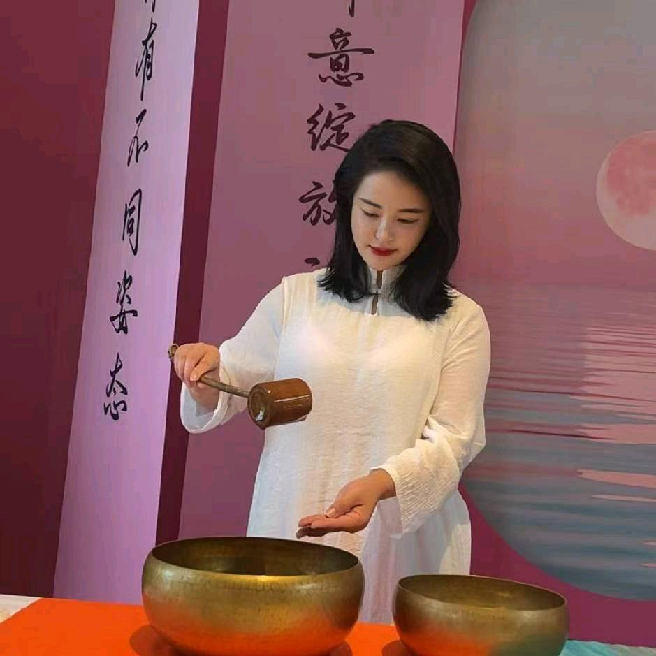 渺静心理疗愈导师