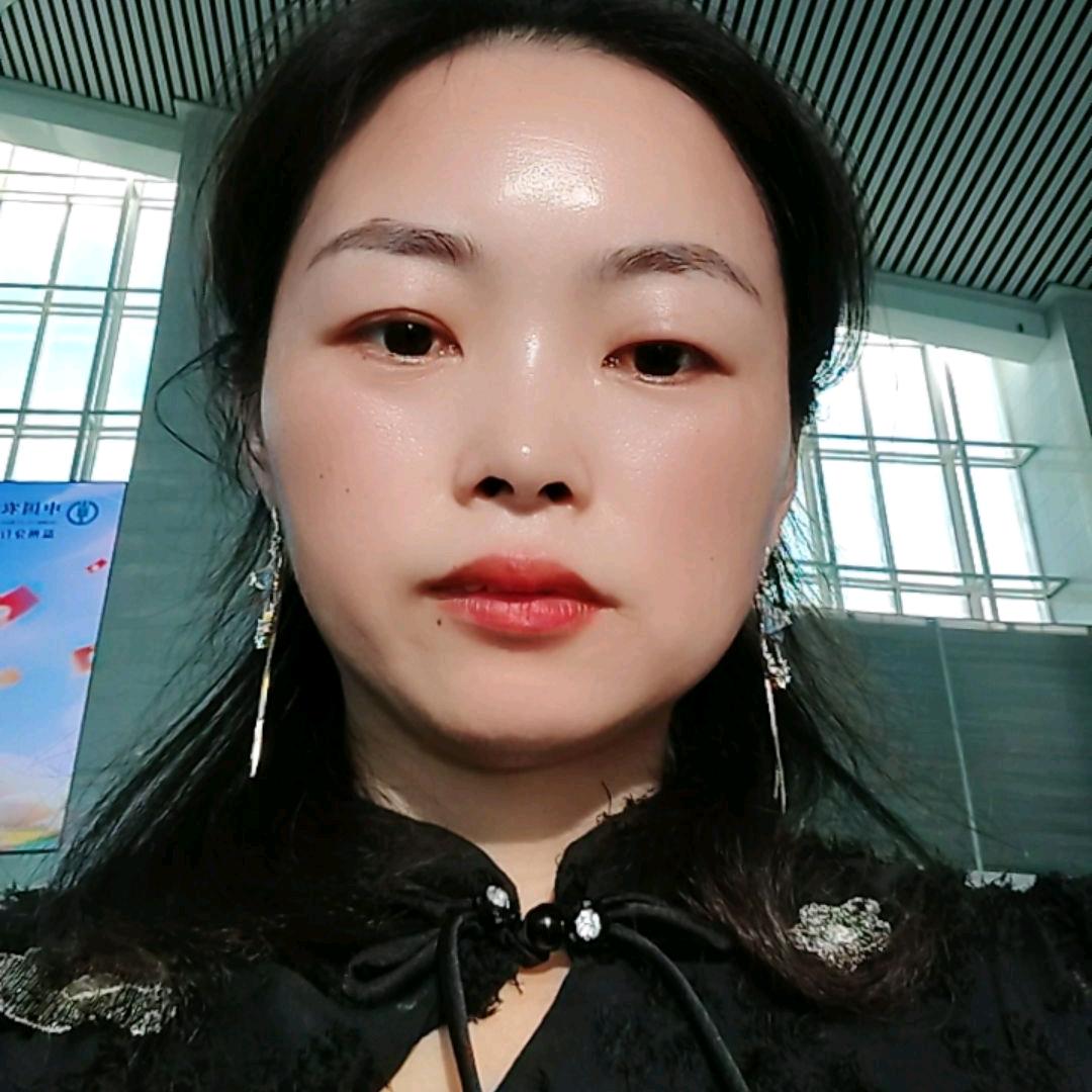 宝韵诗打造素颜