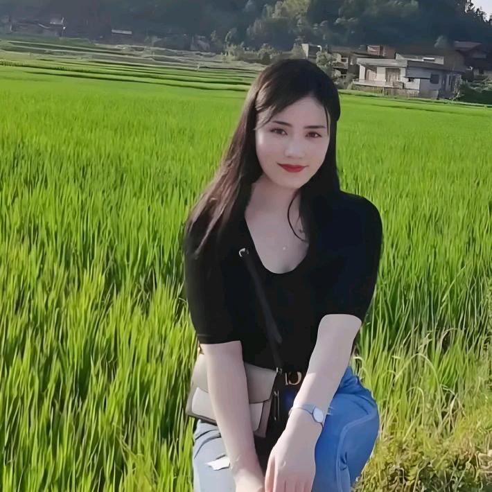 田野里的玲子