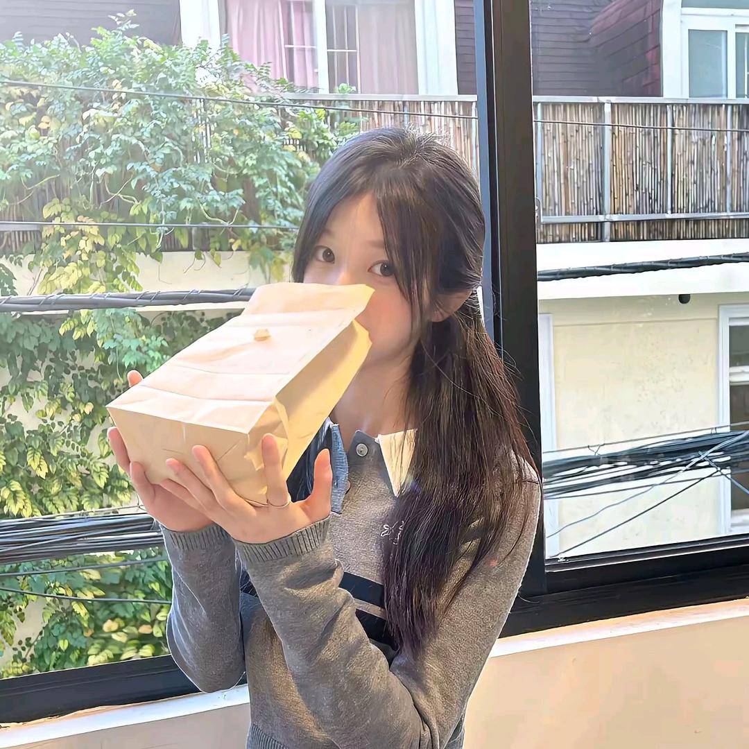 知稚泪ᯅ̈