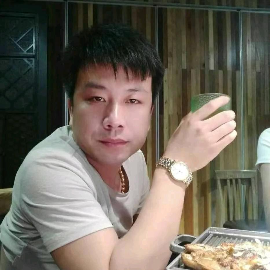 🚬ಇ᭄胡 周- ₅₂₀