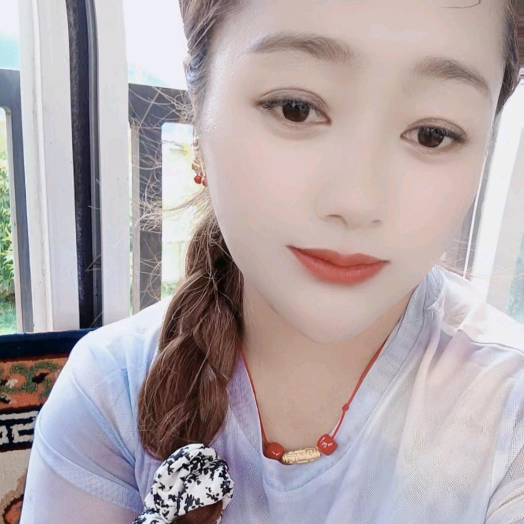 江拥卓玛