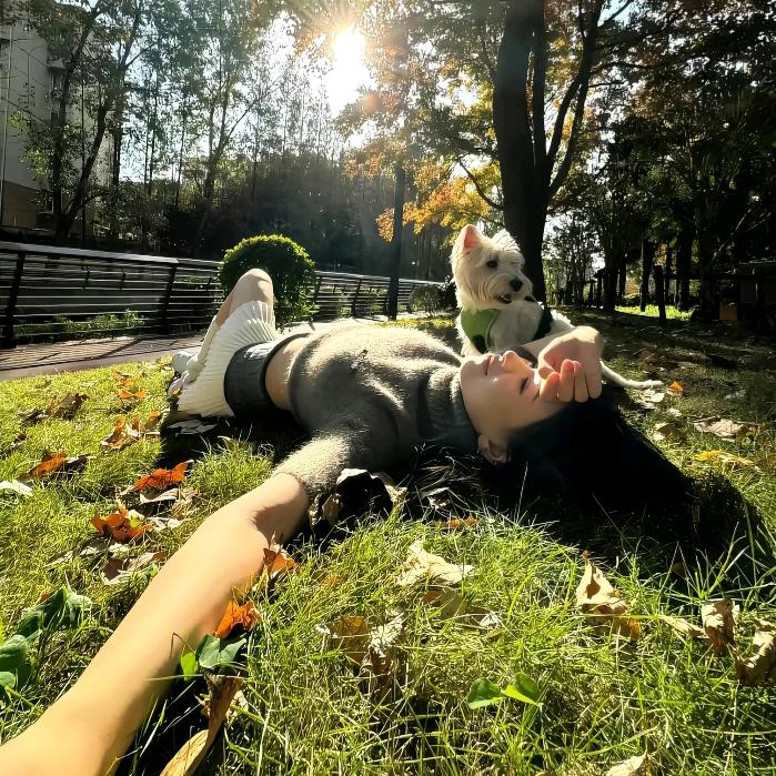 º·(இωஇ)‧º·˚.