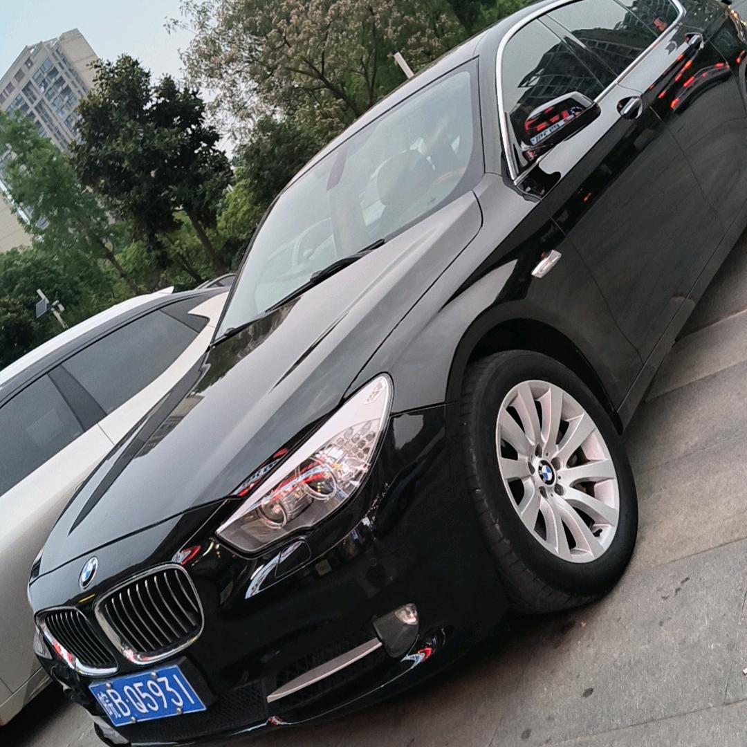 西河牛场火锅店