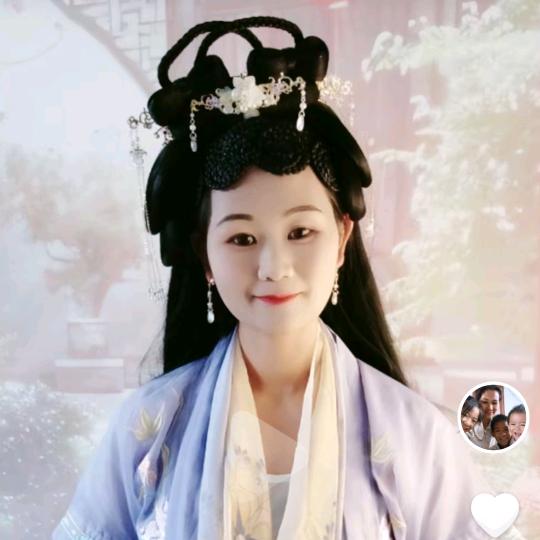 董雅爱古筝