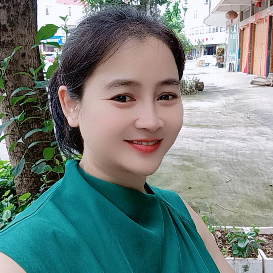 刘小丽🎤早上7：20开播