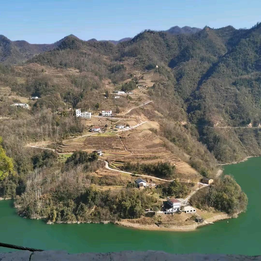 代祥贵