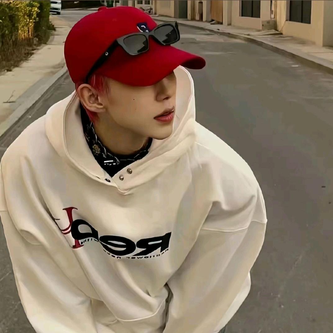 李嘻嘻🌈(11.04生日版🎂)