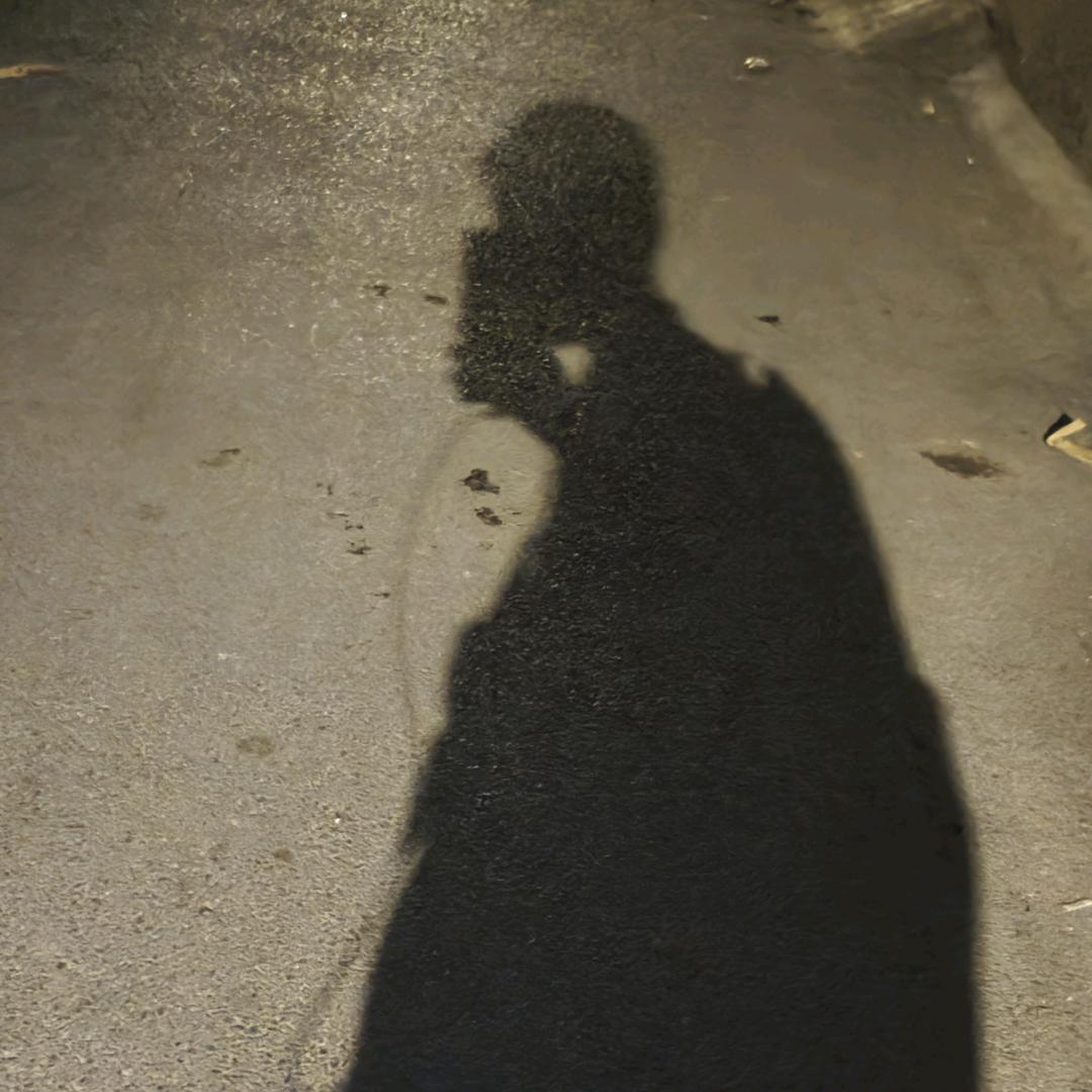爱玩的小良