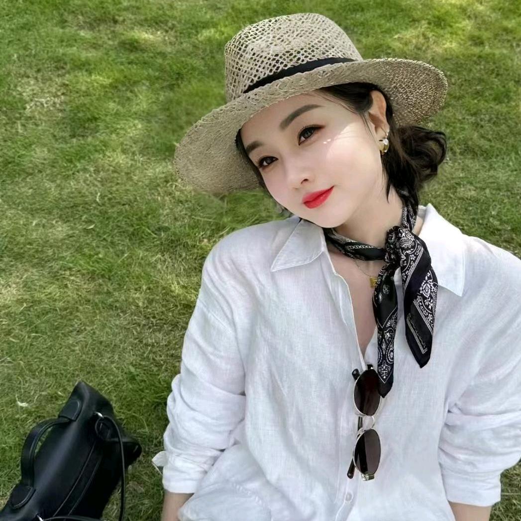 依依