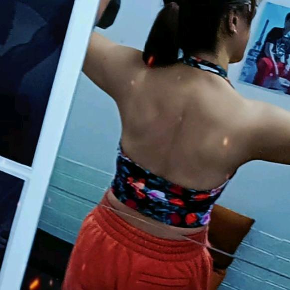 静若鎏年（晶小朵）