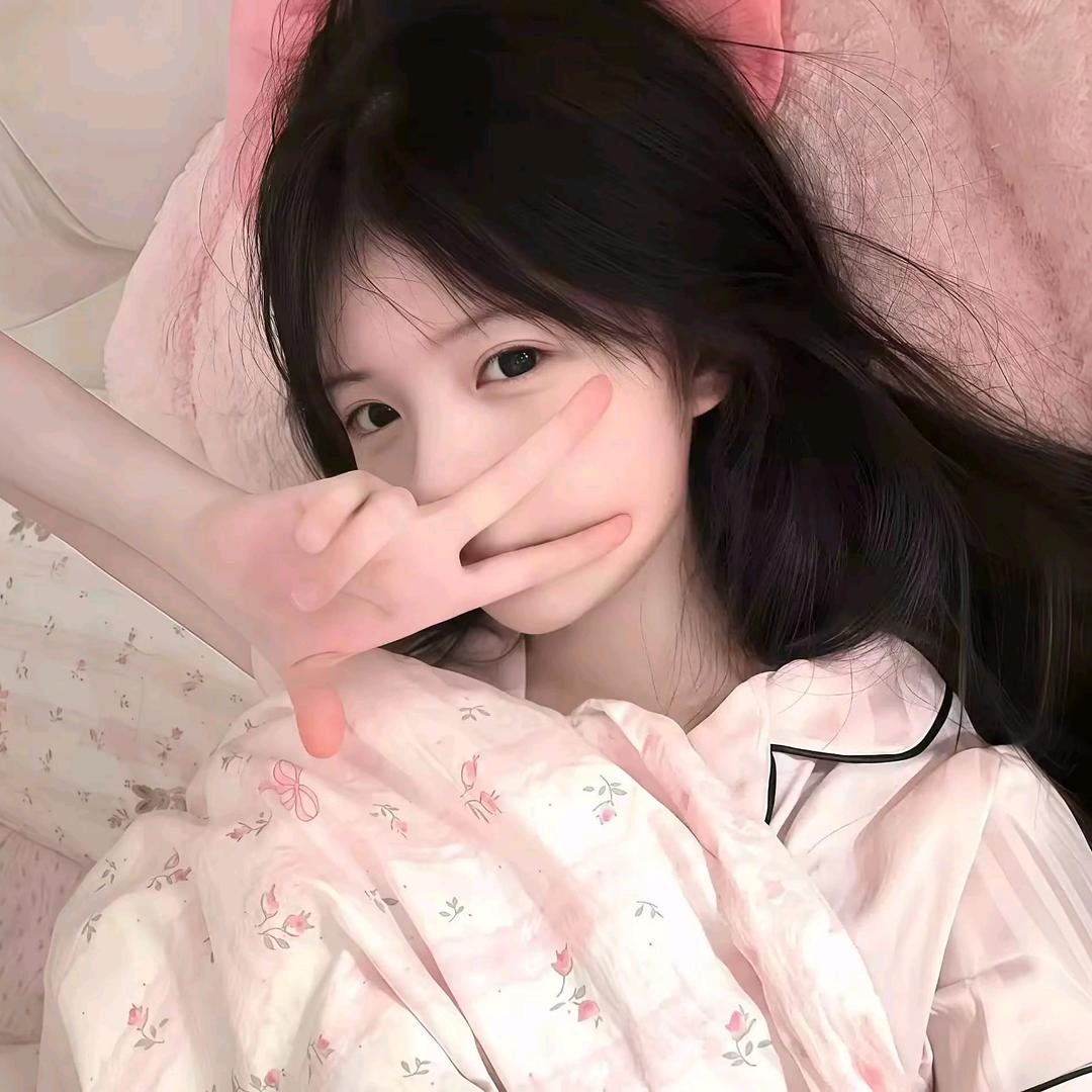 小怡大王^