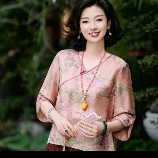 西子小老板娘轻奢高端女装