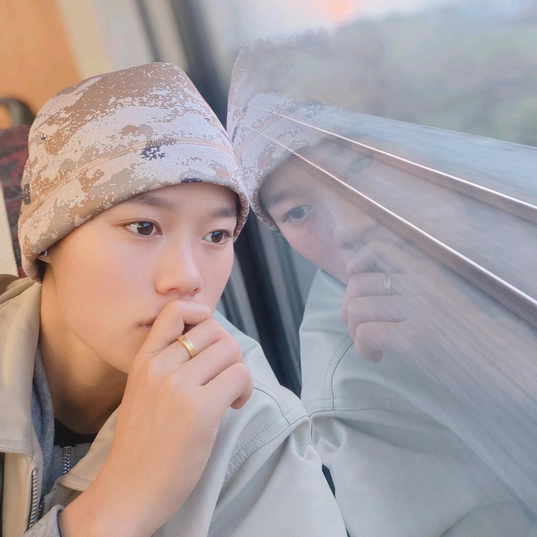 成都寸头女教官