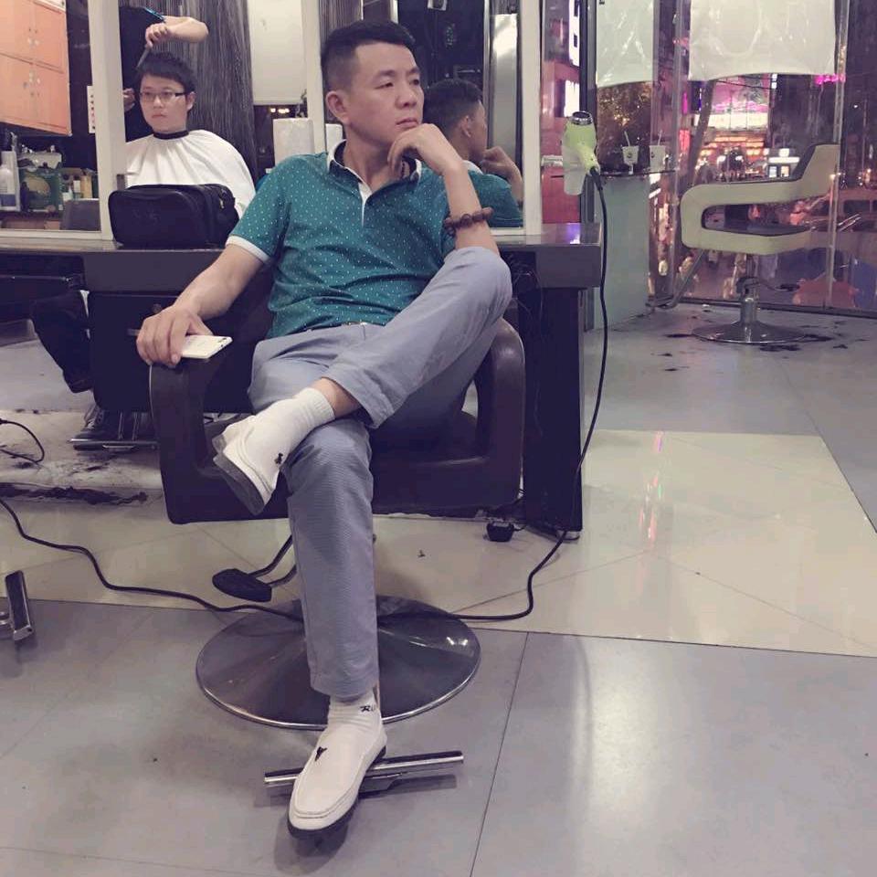 唯唯哥（晚上8点50）
