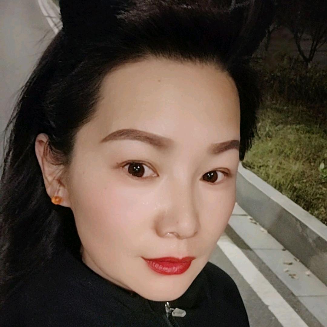 调汽车油漆的姐姐