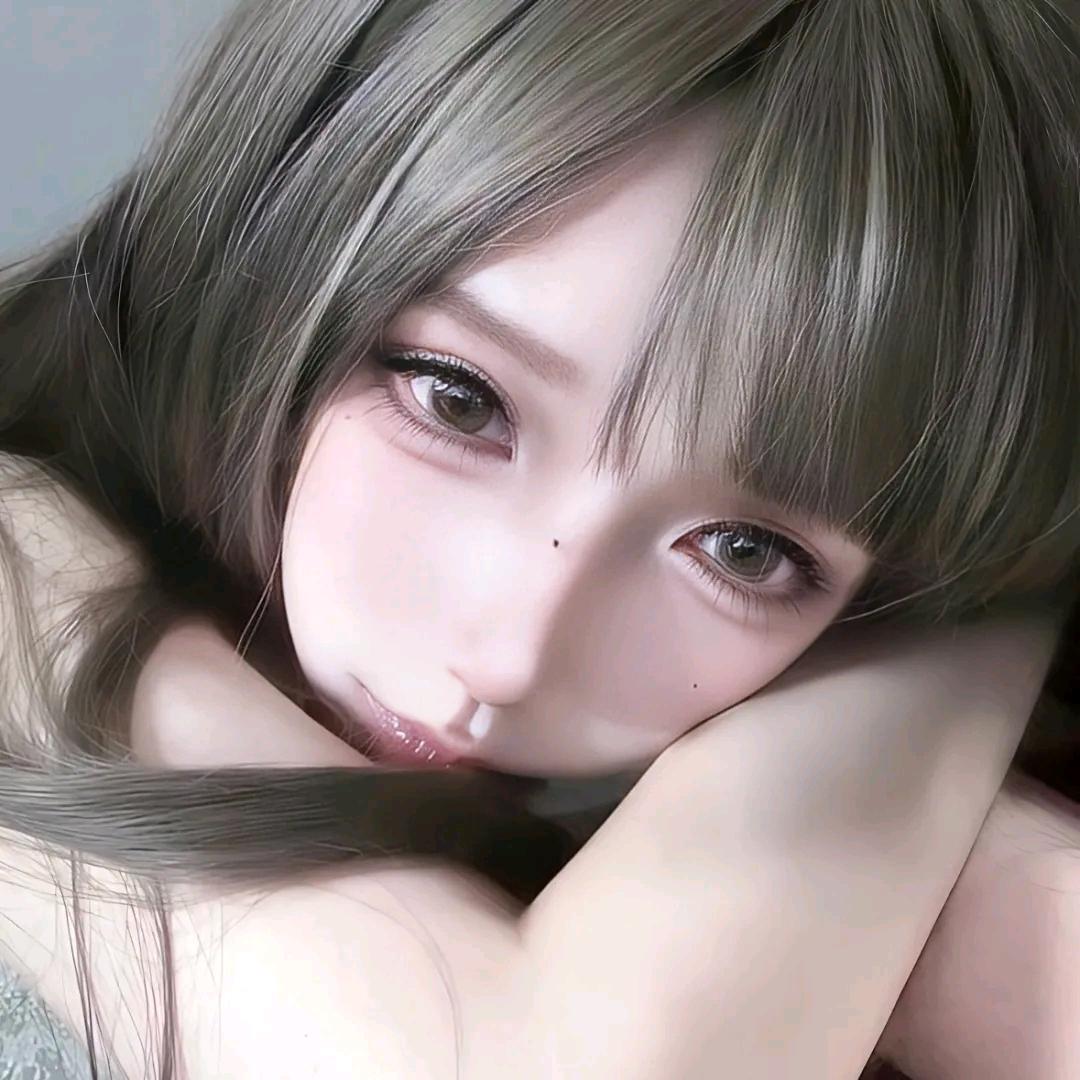 爱吃炸薯条的少女