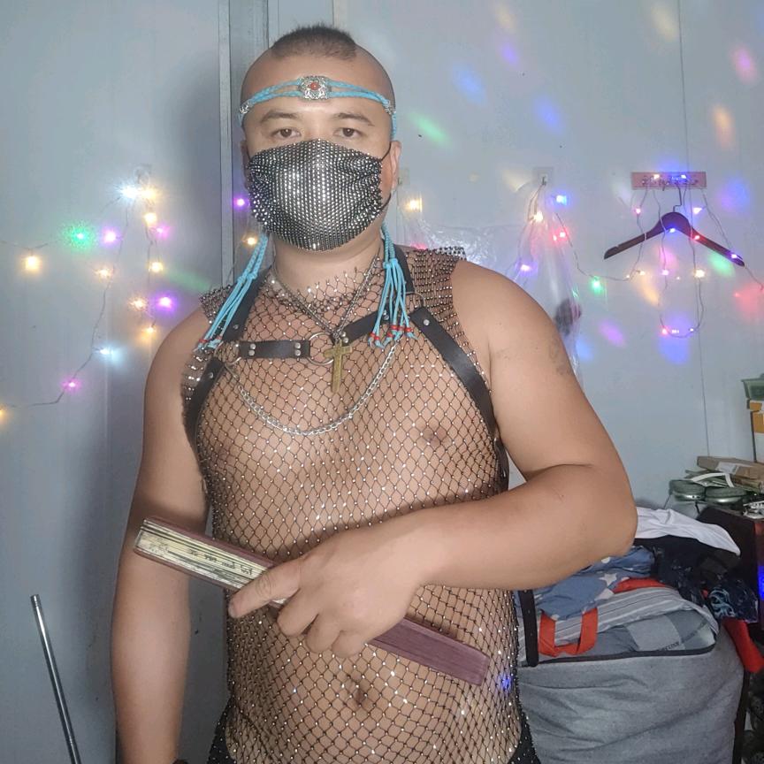 男魔$饕餮