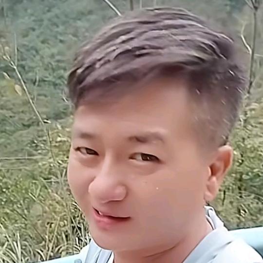 为了别人，伤心自己