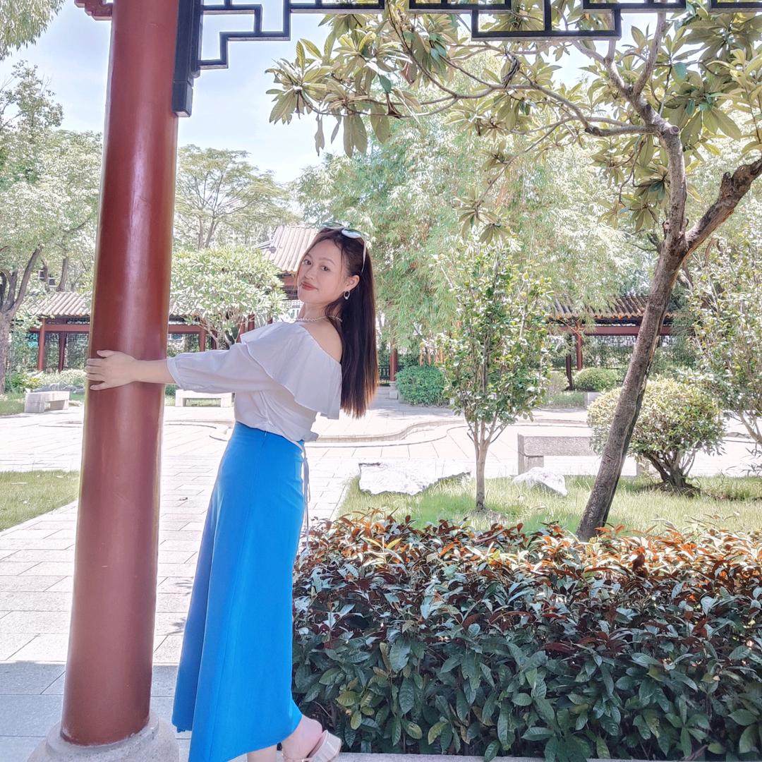 爱跳舞的小燕子