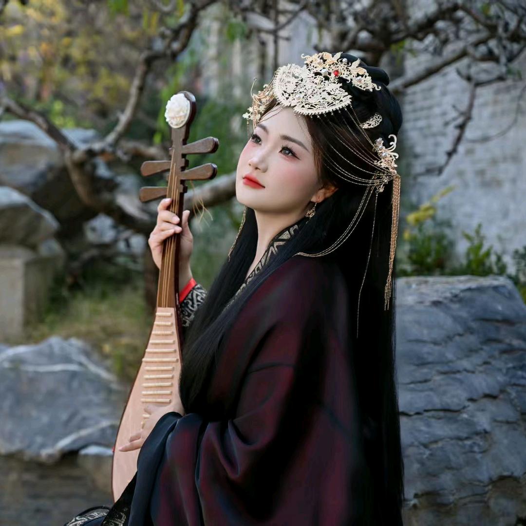 💃🏻阁调装饰、姗姗