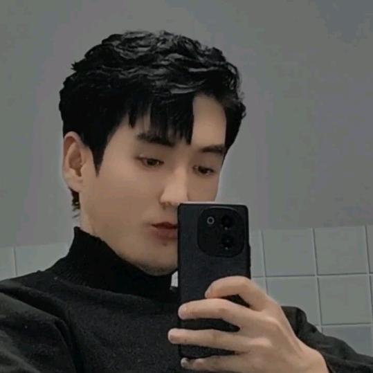 努力  发型师💈💈💈