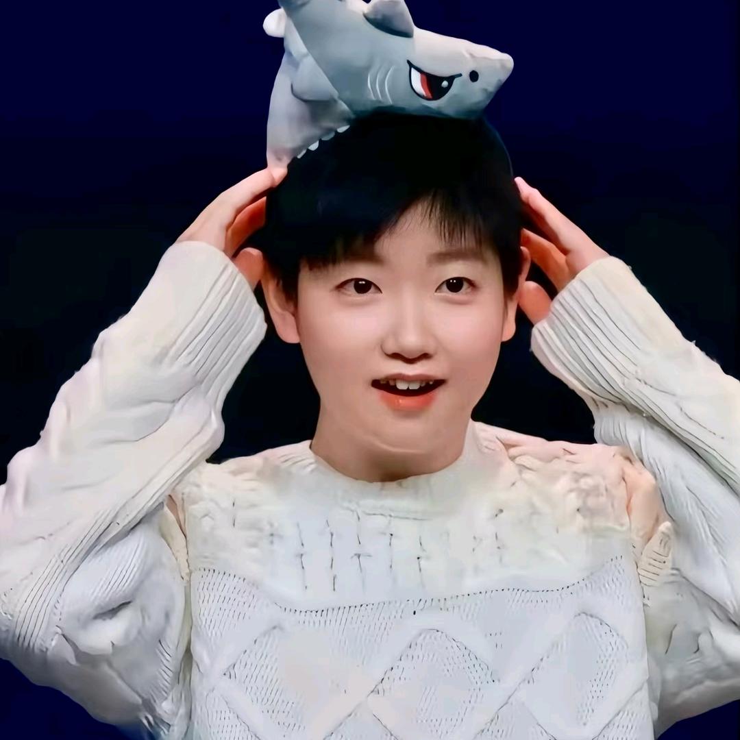 ㅤ︃ㅤ︃︅︄︃ ㅤㅤ︃ㅤ︃︅︄︃