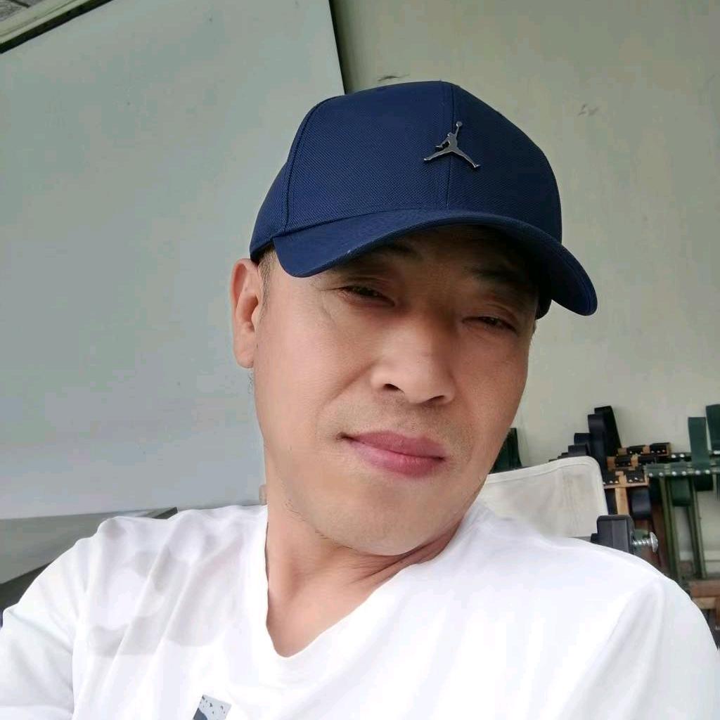 青峰东北烧烤师傅