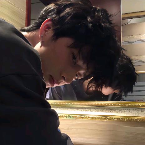 卖标准件的小帅.