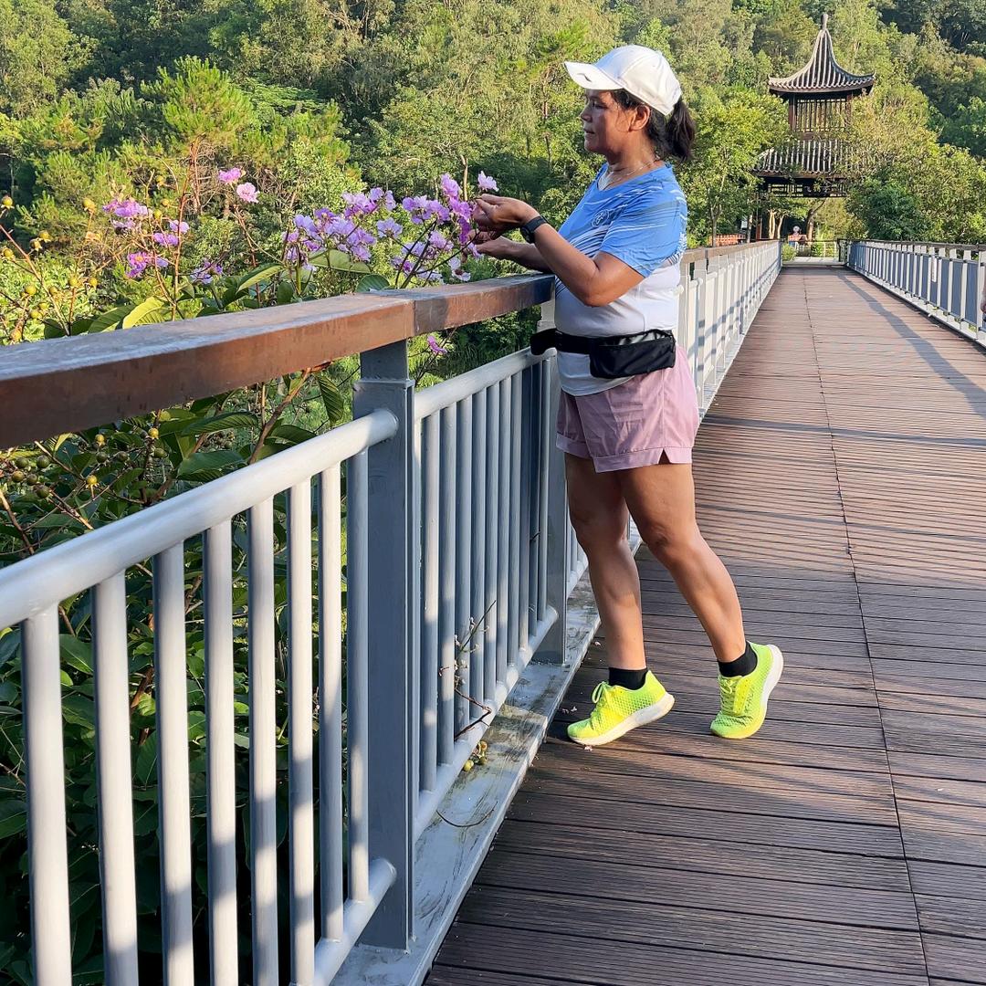 62岁野趣外婆在线撒欢