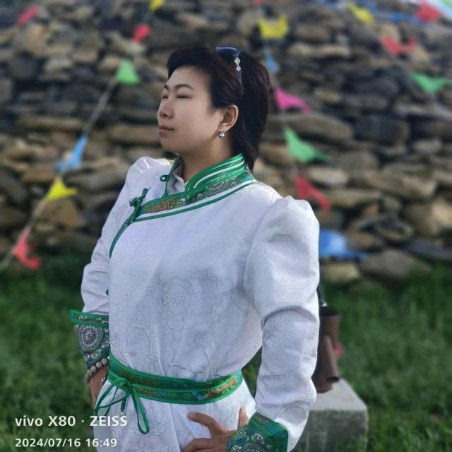 欧阳冰馨