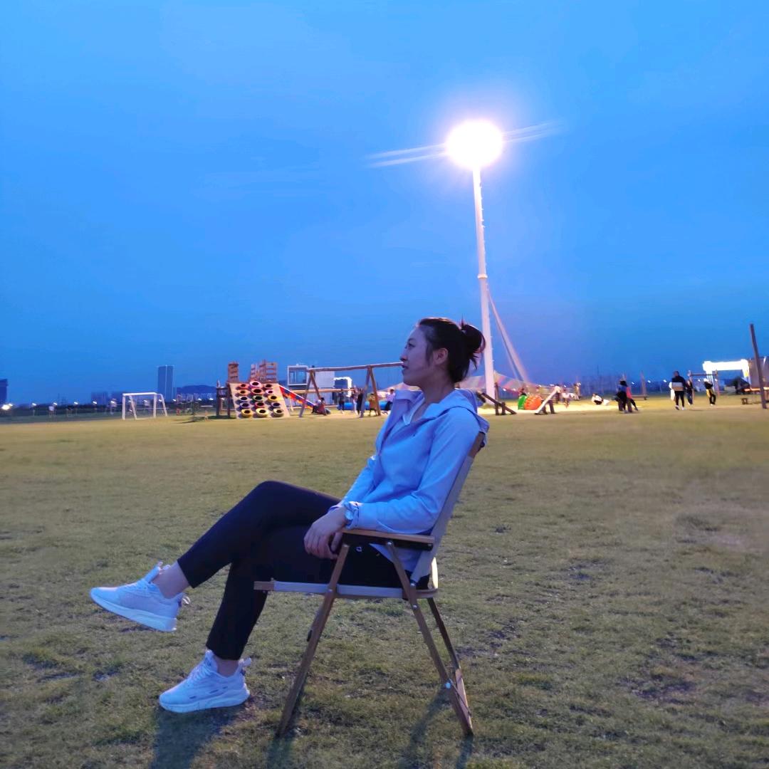 是伯伯呀。