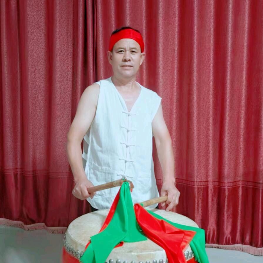 福哥鼓舞（芬姐鼓舞团）