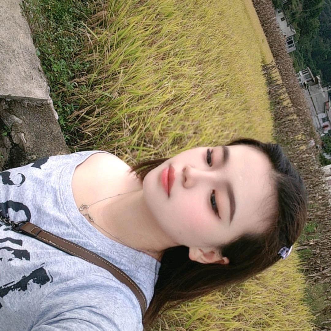 : ঞ兜里🌿半颗糖🍬🍬