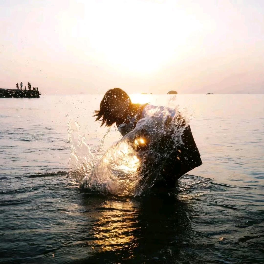 奕芜₍˄·͈༝·͈˄₎◞ ̑̑