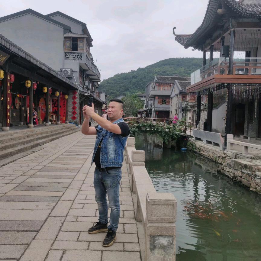 龙情歌