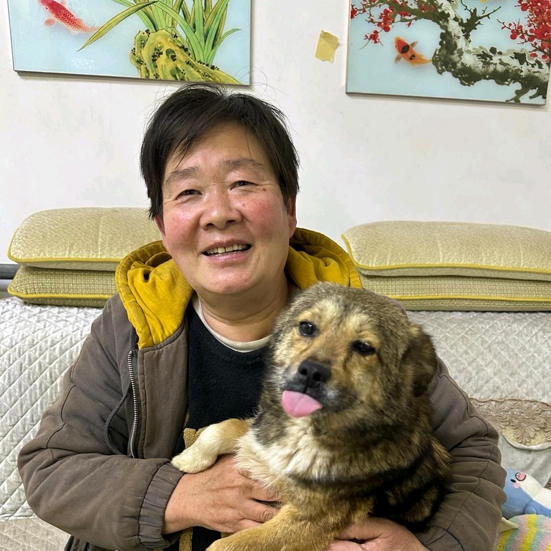 白阿姨。