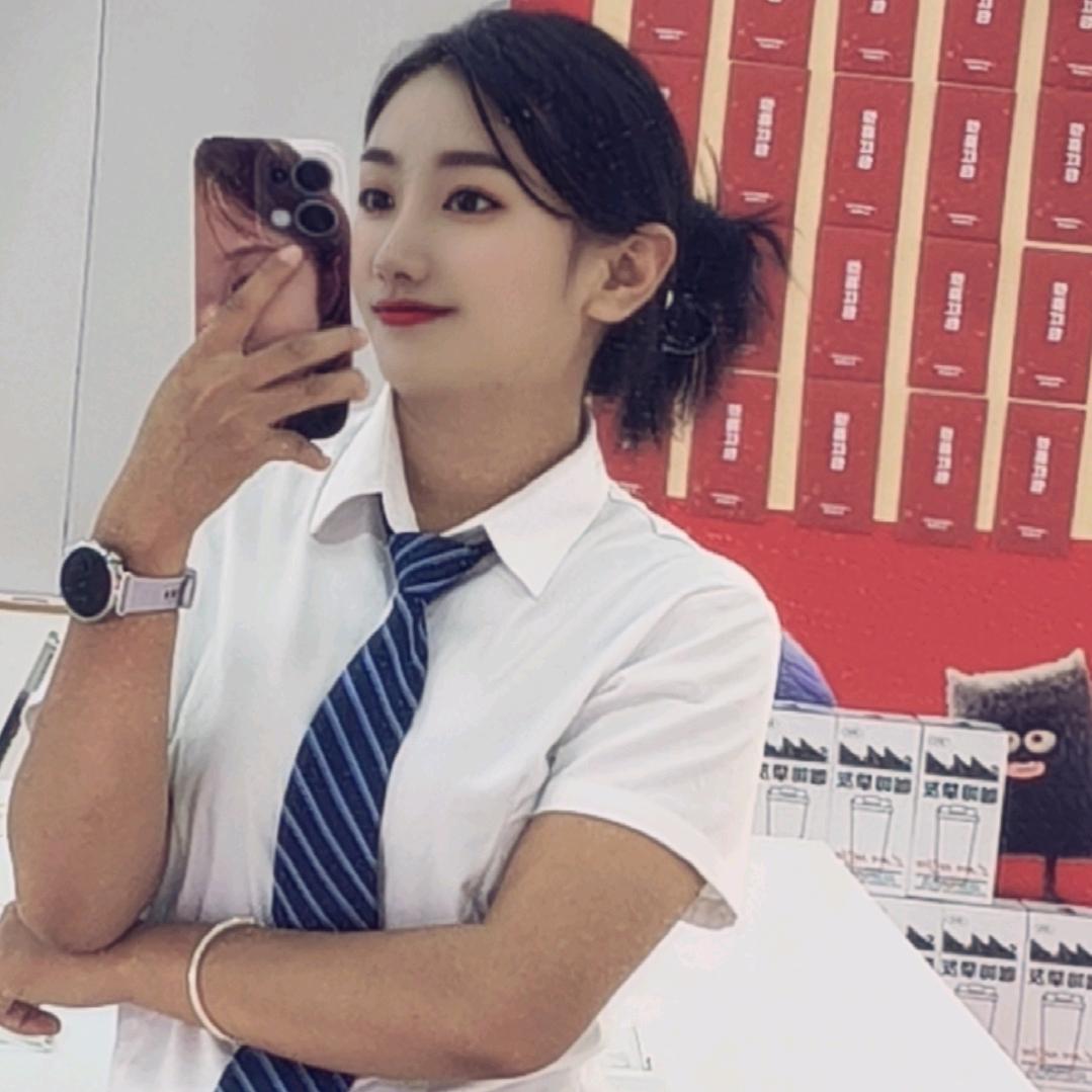小兰不懒🥰