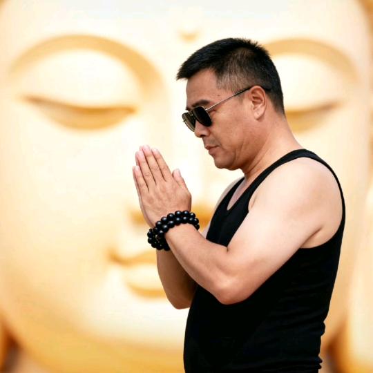 【*^O^*♥颜之有理 ♥.*^O^*)