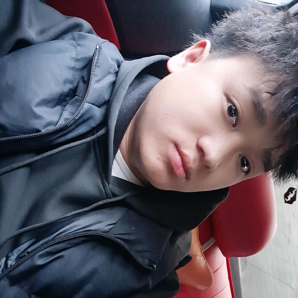 @ღ᭄ꦿℒ熊二ѵ哥ℯএ⁵²º