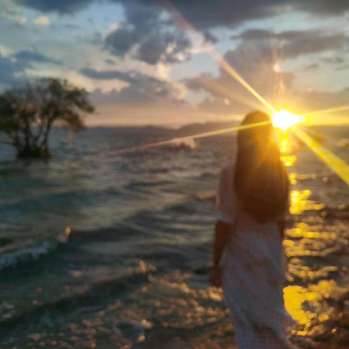 云南玖零后哈尼单身小哥