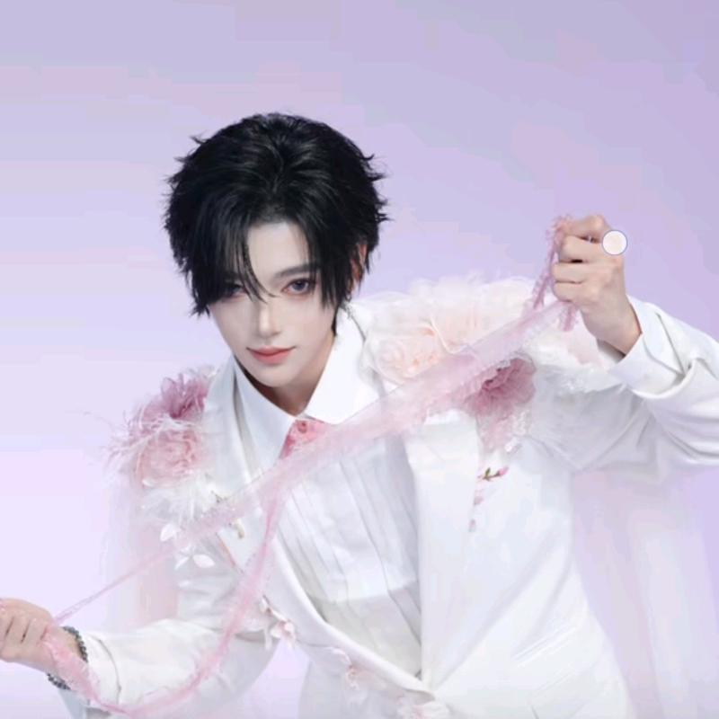 卡了👑ᴬᴷ……………