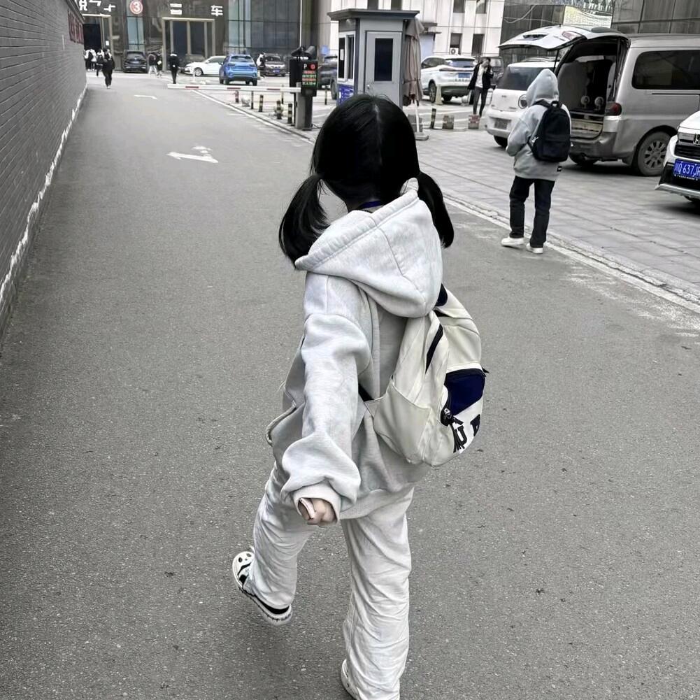 某某某