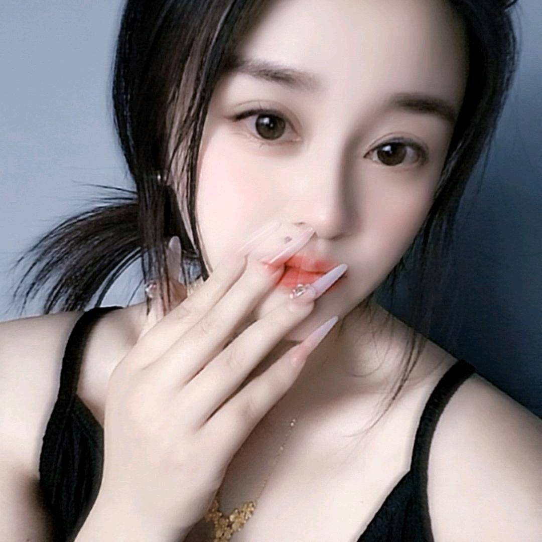 不爱吃蒜的姑娘@