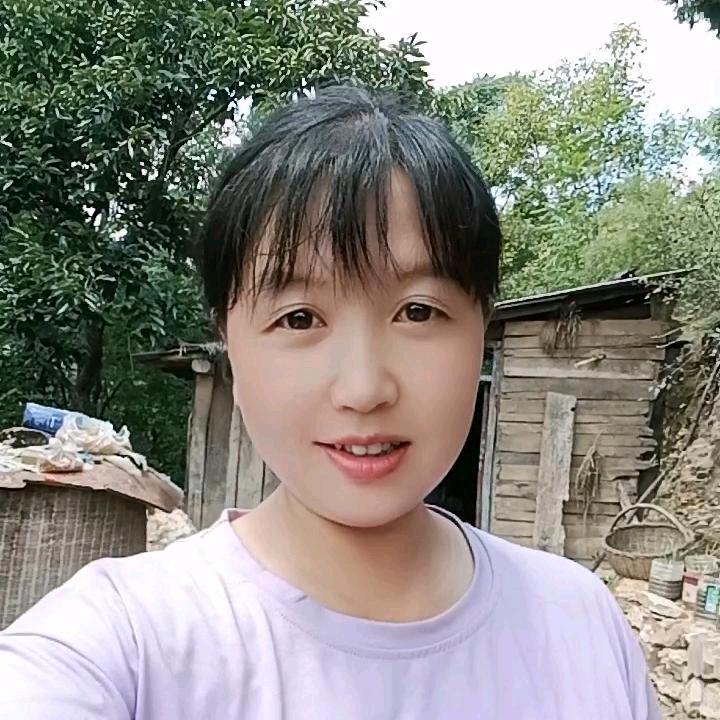 王小妹：中午12点10分