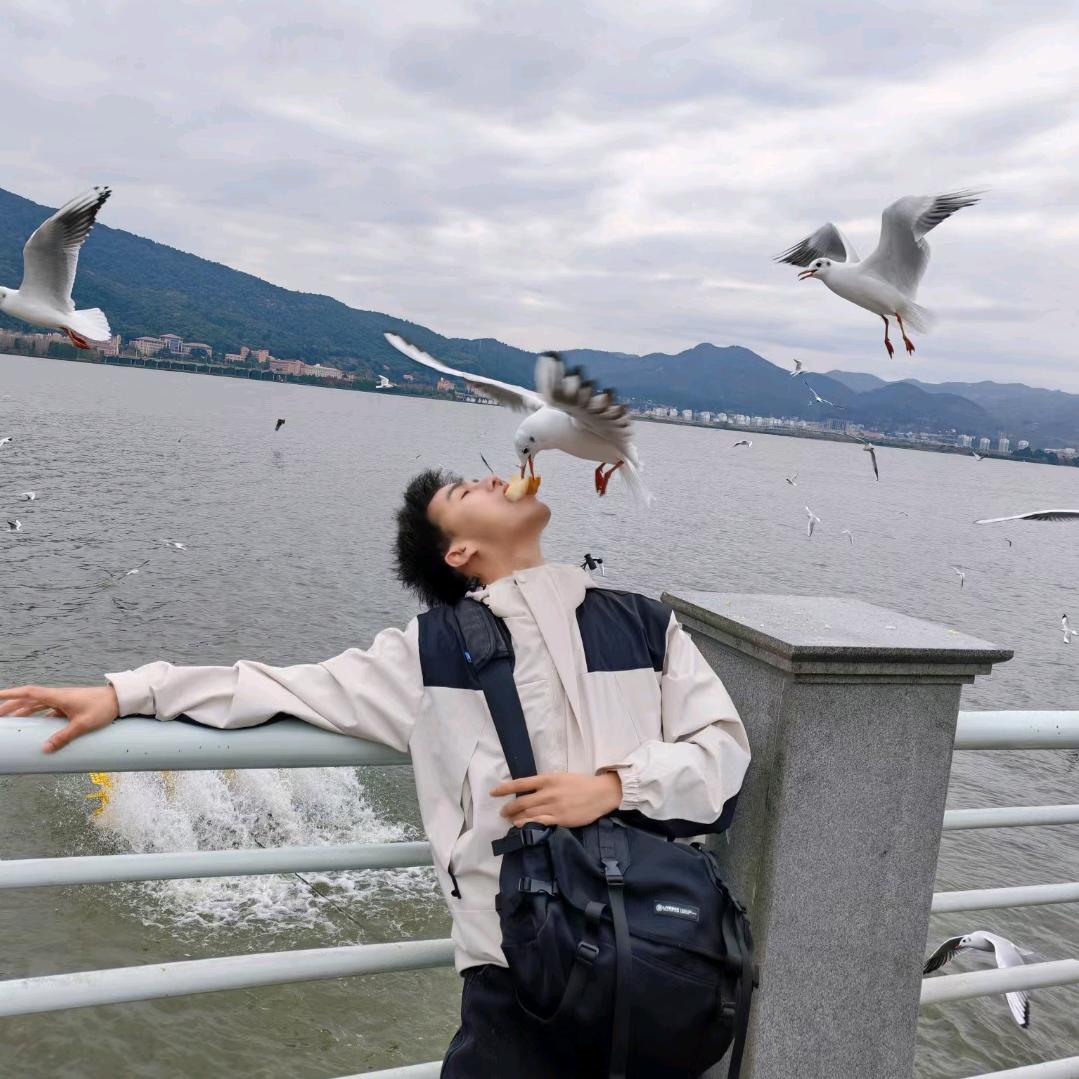 模特儿大黑子弹