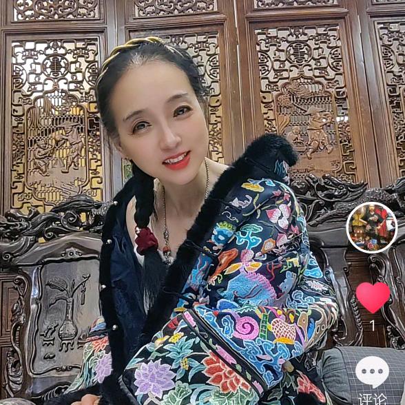 佑漪阁老绣特色宫廷装
