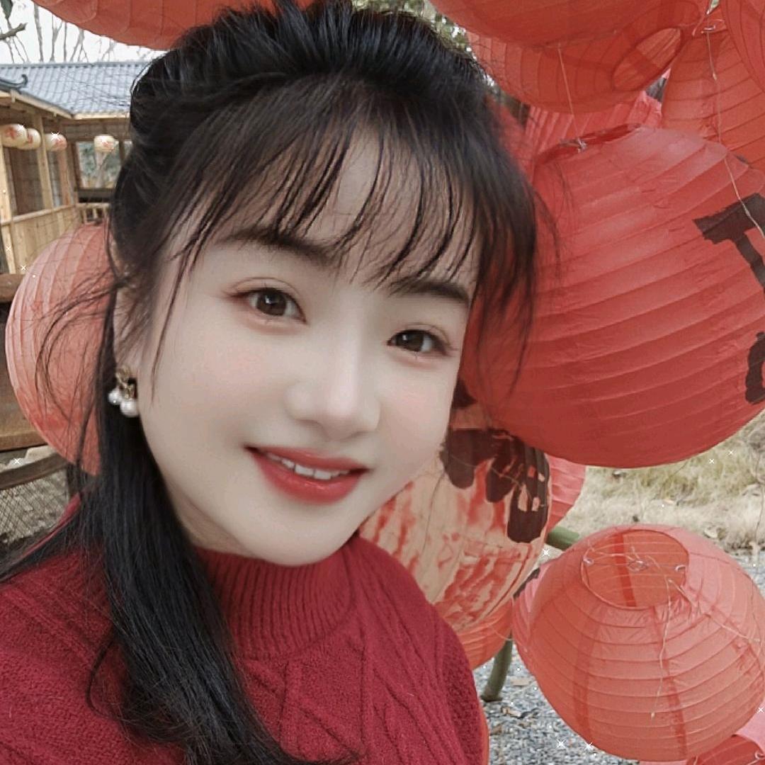 ︿小薇(ಡωಡ)