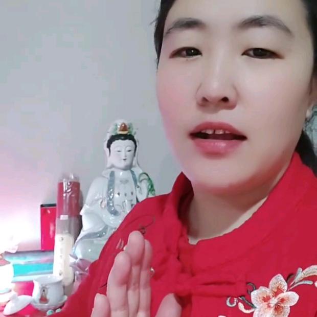 (福缘堂)轮椅顶香人