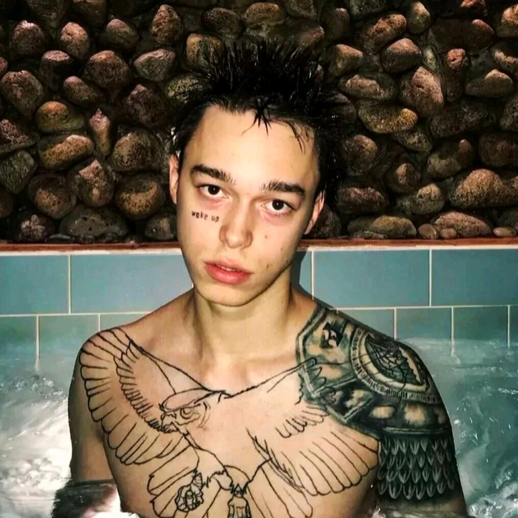 走开别碰我头发（蓄发版）